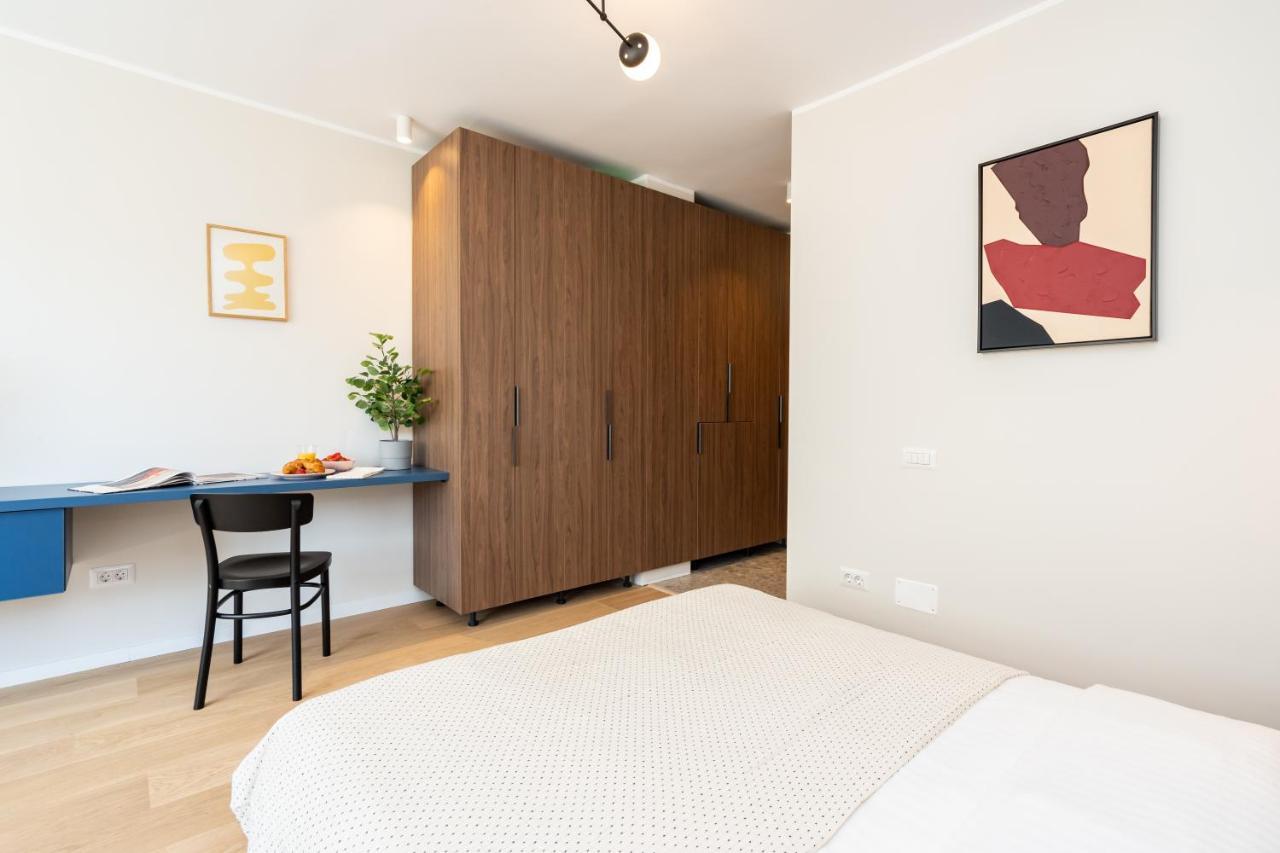 Elegant Studio In The Heart Of The Town Bukarest Eksteriør billede