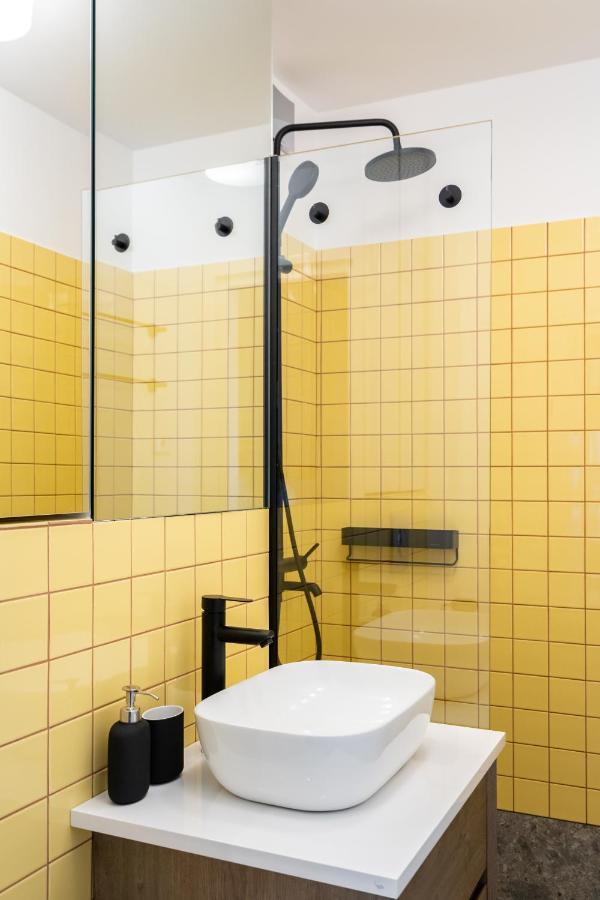 Elegant Studio In The Heart Of The Town Bukarest Eksteriør billede
