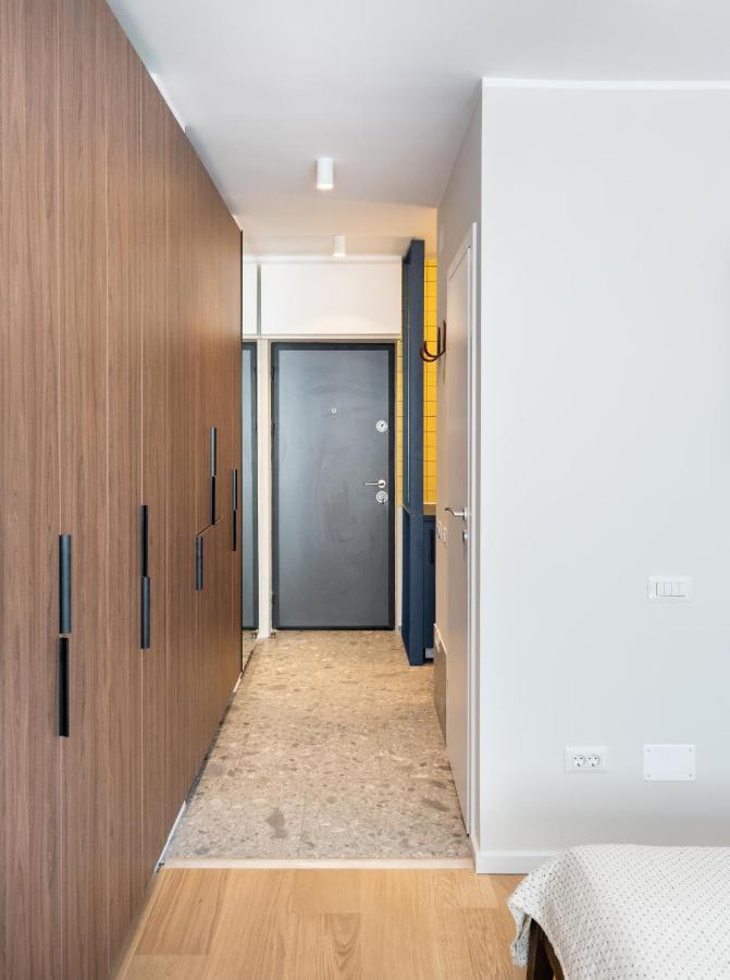 Elegant Studio In The Heart Of The Town Bukarest Eksteriør billede