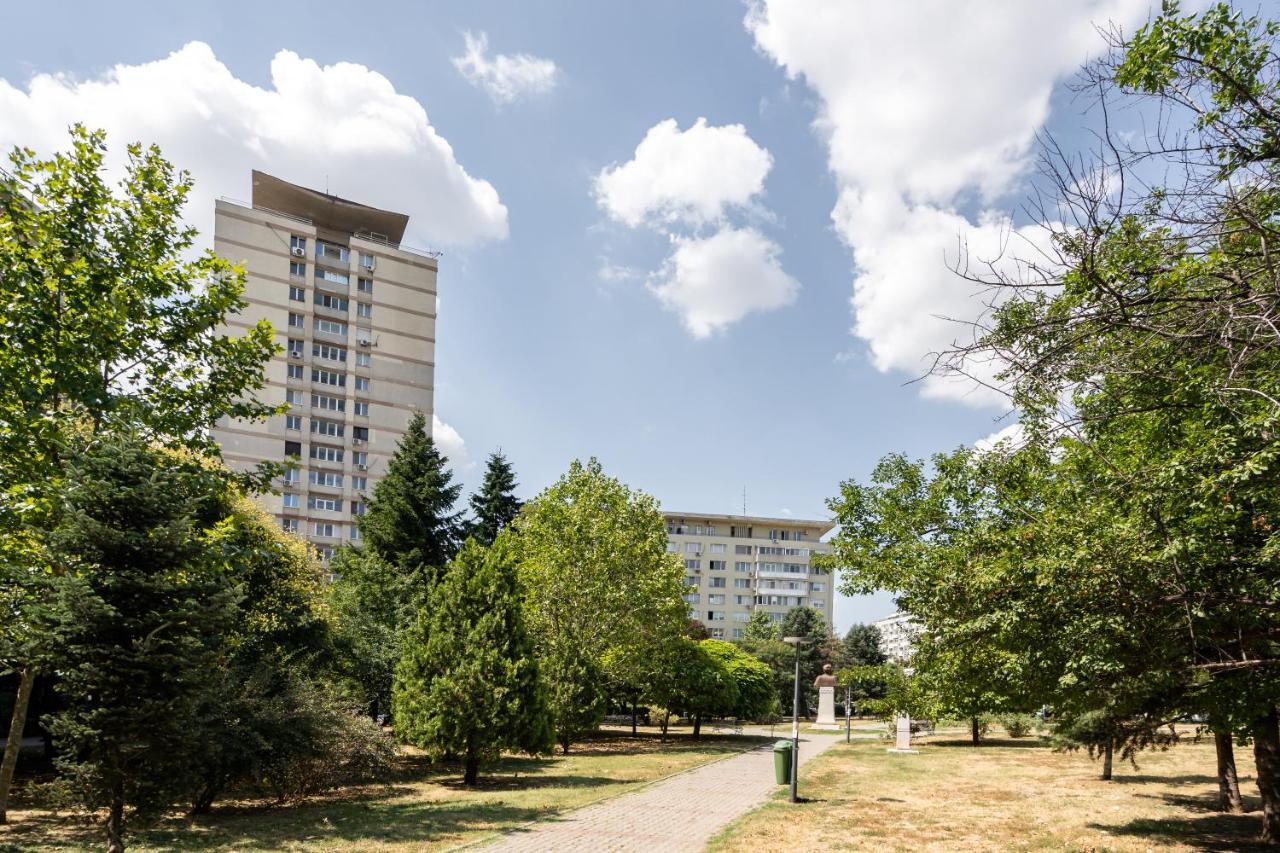 Elegant Studio In The Heart Of The Town Bukarest Eksteriør billede
